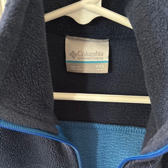 Columbia Blue and Navy Fleece Jacket - Picture 3 of 6